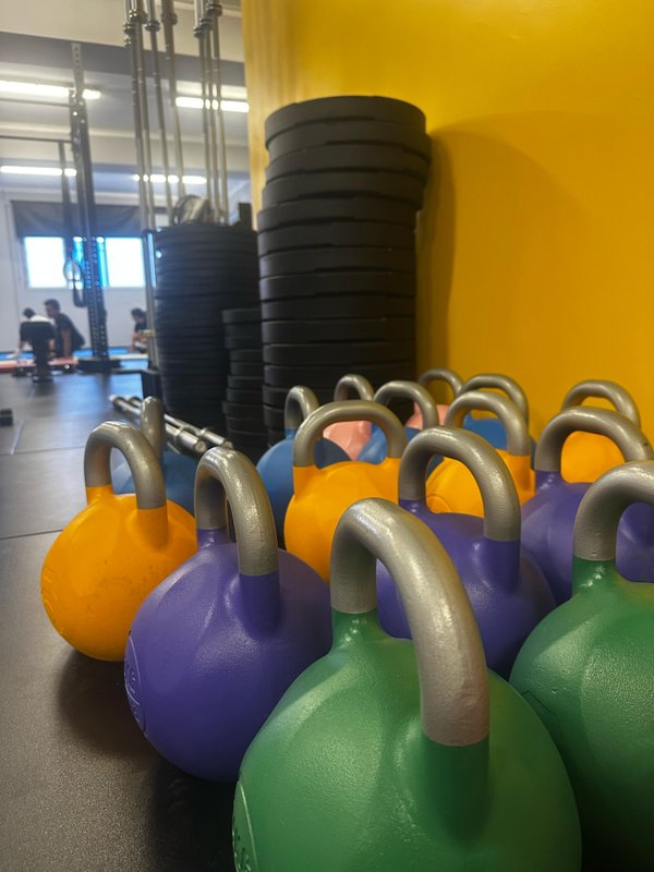 KETTLEBELLS QUE PARECEM SKITTLES
